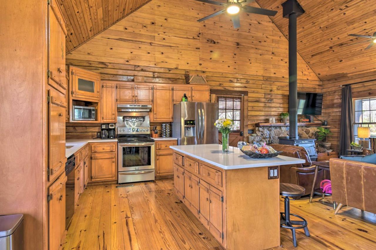 Luxury Pearcy Cabin With 5 Private Acres And Hot Tub! מראה חיצוני תמונה