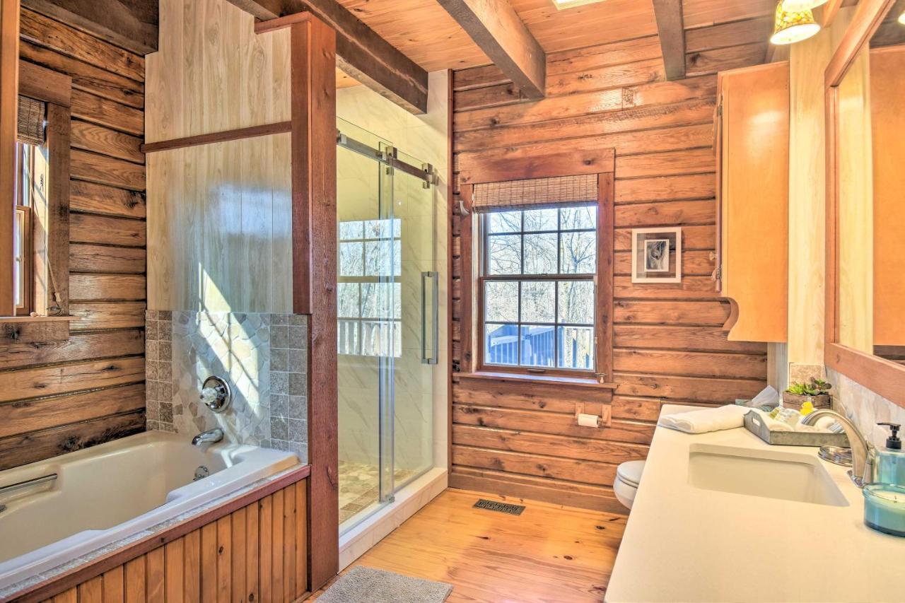 Luxury Pearcy Cabin With 5 Private Acres And Hot Tub! מראה חיצוני תמונה