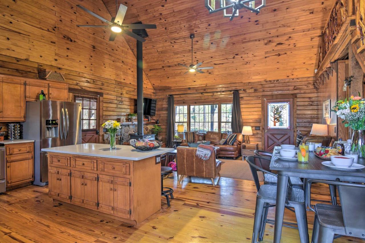 Luxury Pearcy Cabin With 5 Private Acres And Hot Tub! מראה חיצוני תמונה